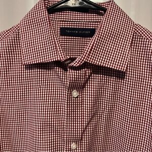 Tommy Hilfiger | Micro Gingham Button-Down Long Sleeve | Men’s Size M